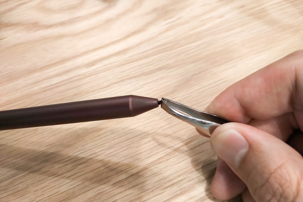 Surfaceペンのペン先を交換する方法：ペン先キット GFU-00007